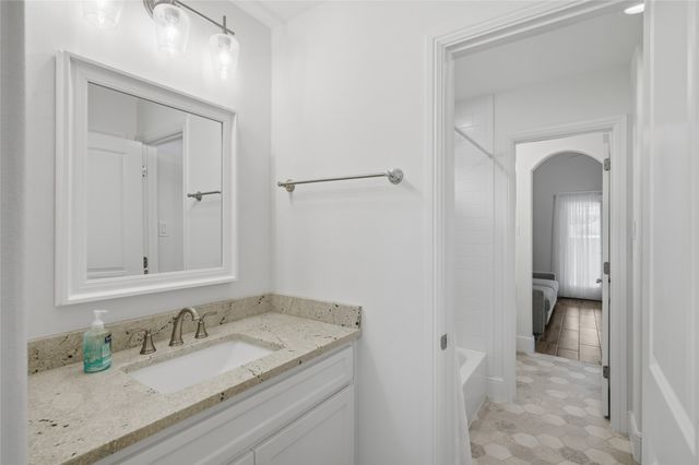 6609 Westover Drive, Granbury, TX 76049