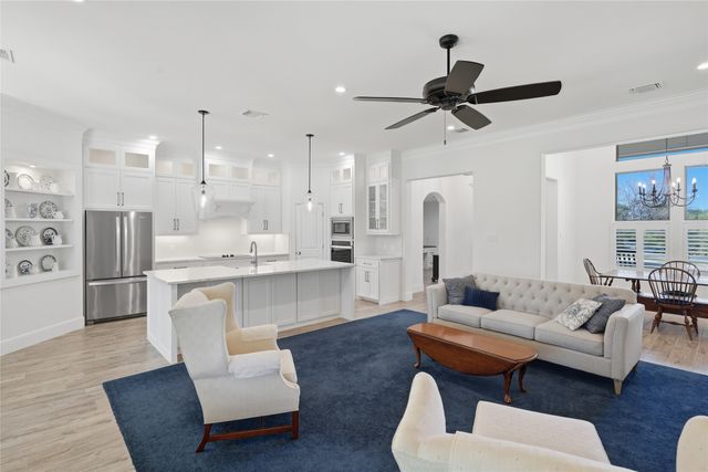 6609 Westover Drive, Granbury, TX 76049