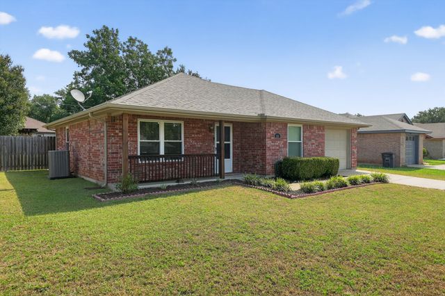 604 Mcanear Street, Cleburne, TX 76033