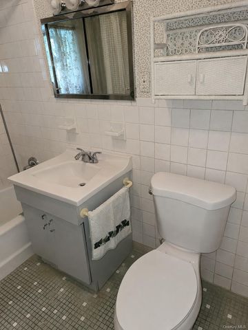 233 Stone Avenue, Yonkers, NY 10701