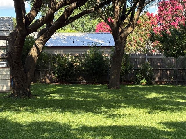 5620 Landsdown Drive, Waco, TX 76708