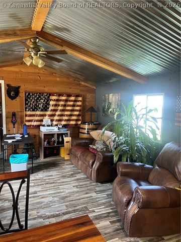 956 Windell Ridge Road, Ripley, WV 25271