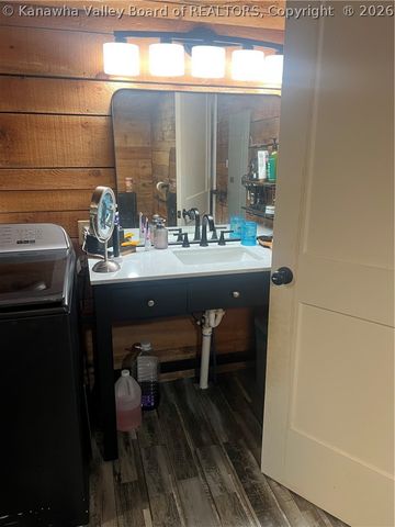 956 Windell Ridge Road, Ripley, WV 25271