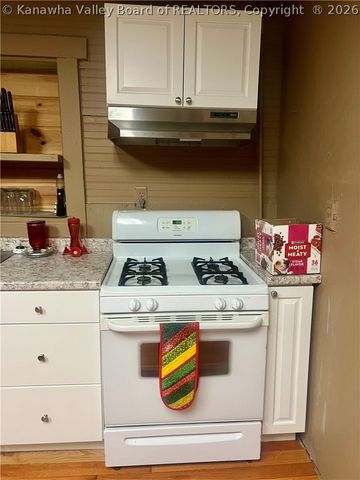 956 Windell Ridge Road, Ripley, WV 25271