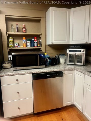 956 Windell Ridge Road, Ripley, WV 25271