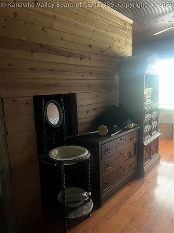 956 Windell Ridge Road, Ripley, WV 25271