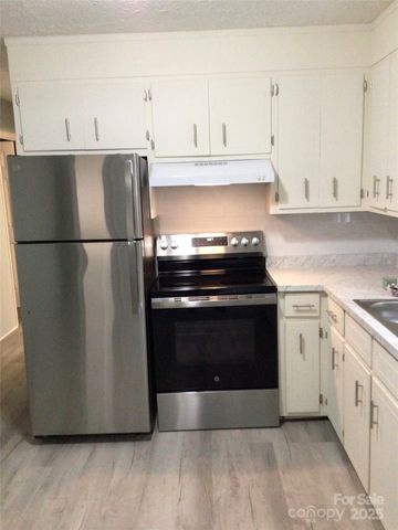 2610 Tablerock Road, Lenoir, NC 28645