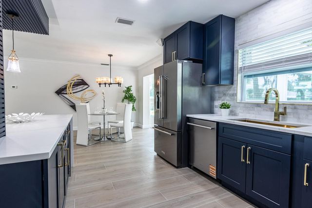 590 45TH STREET, Sarasota, FL 34234