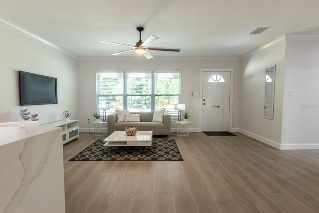 590 45TH STREET, Sarasota, FL 34234