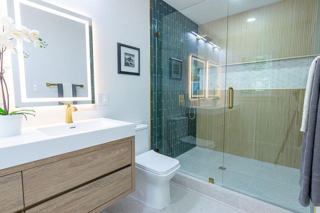 590 45TH STREET, Sarasota, FL 34234