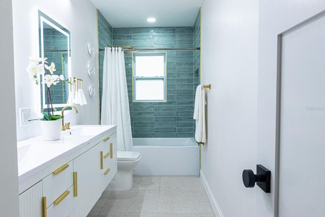 590 45TH STREET, Sarasota, FL 34234