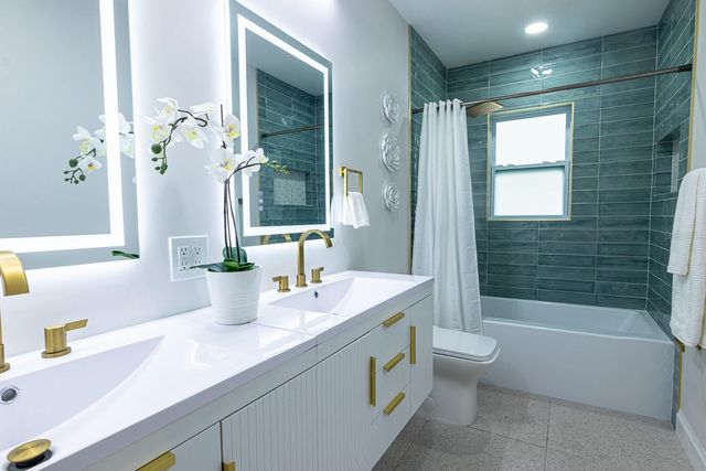 590 45TH STREET, Sarasota, FL 34234