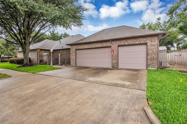 3931 Bolivia Drive, Pasadena, TX 77504