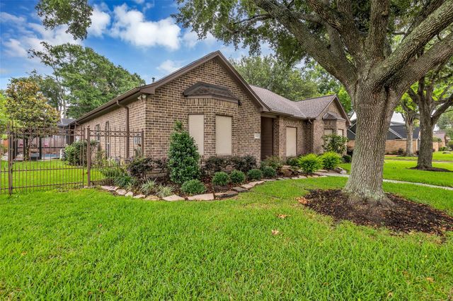 3931 Bolivia Drive, Pasadena, TX 77504