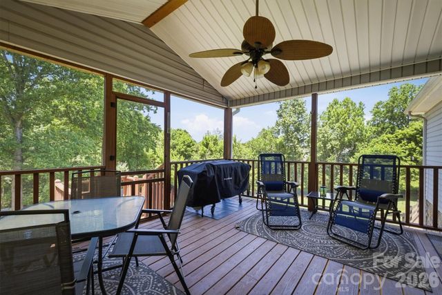 4015 Fairview Drive, Maiden, NC 28650
