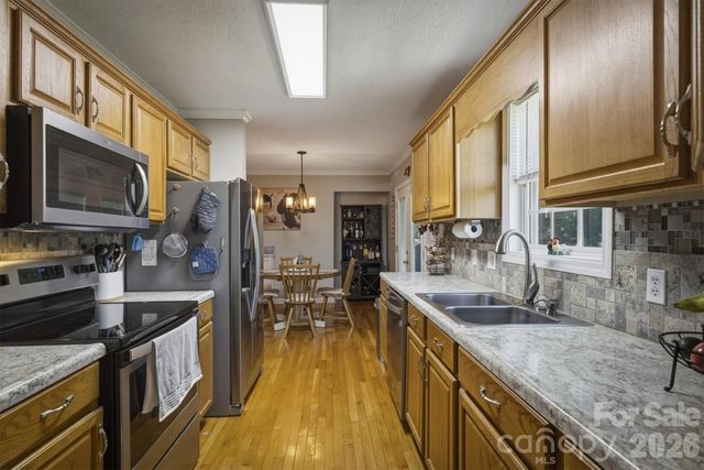 4015 Fairview Drive, Maiden, NC 28650