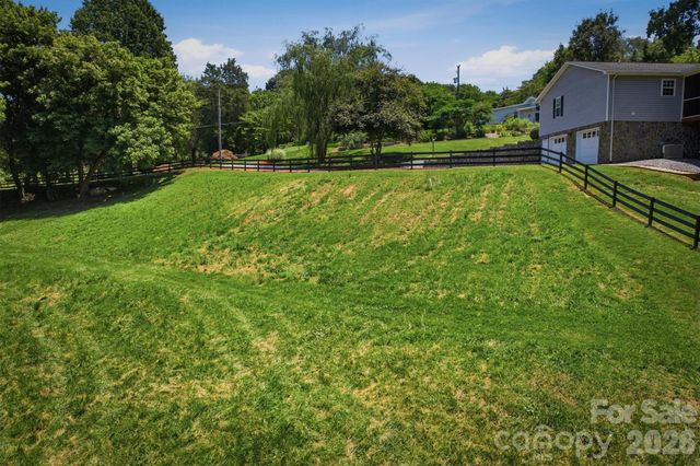 4015 Fairview Drive, Maiden, NC 28650