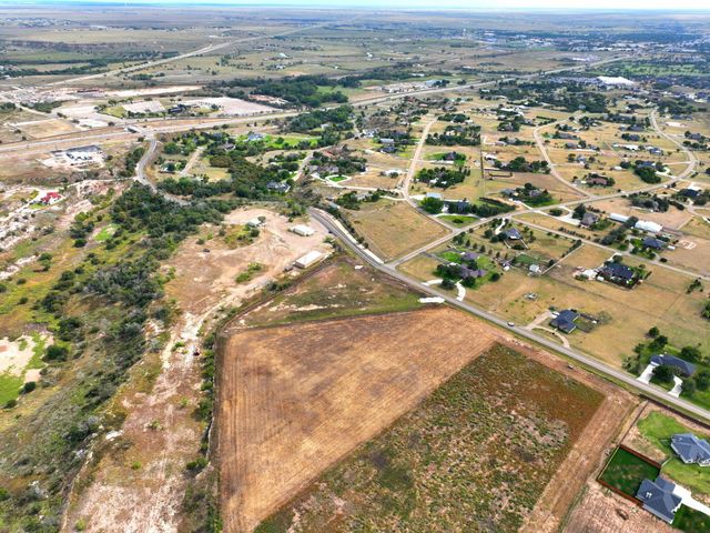 8100 W COUNTRY CLUB Road, Canyon, TX 79015