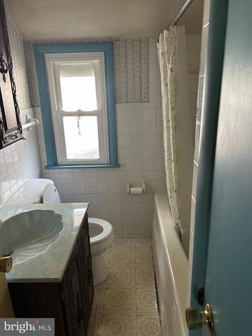 583 COLUMBIA AVE, Sinking Spring, PA 19608