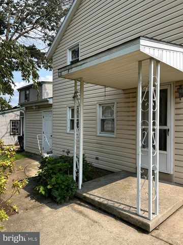 583 COLUMBIA AVE, Sinking Spring, PA 19608