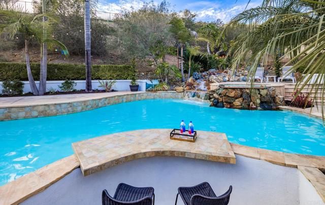 7393 Sitio Lima, Carlsbad, CA 92009