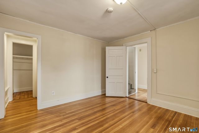 784 Howard Avenue 2nd Floor, Bridgeport, CT 06605