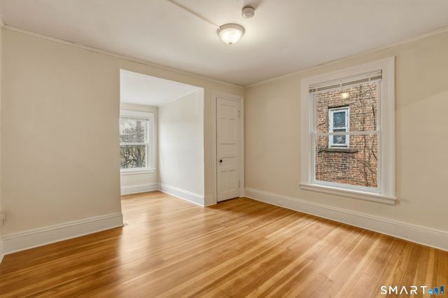 784 Howard Avenue 2nd Floor, Bridgeport, CT 06605