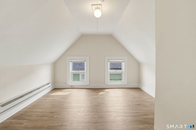 784 Howard Avenue 2nd Floor, Bridgeport, CT 06605