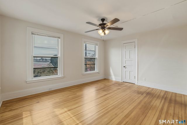 784 Howard Avenue 2nd Floor, Bridgeport, CT 06605