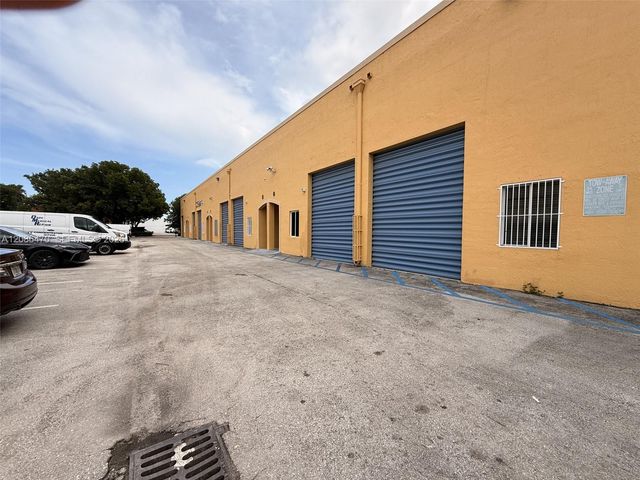 8060 W 23rd Avenue 6, Hialeah, FL 33016