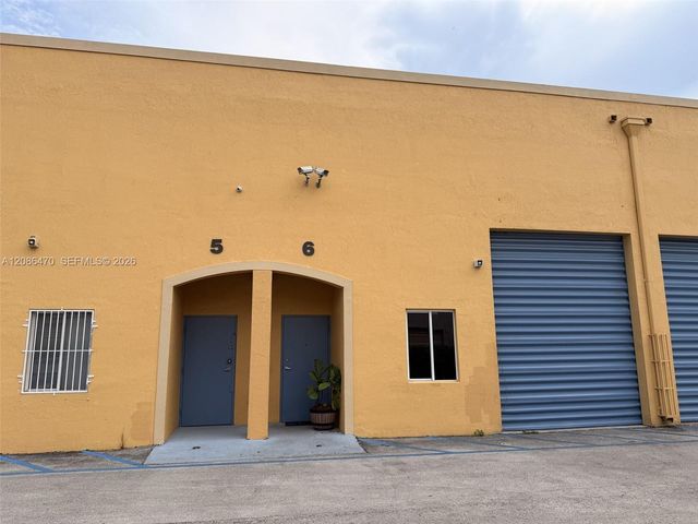 8060 W 23rd Avenue 6, Hialeah, FL 33016