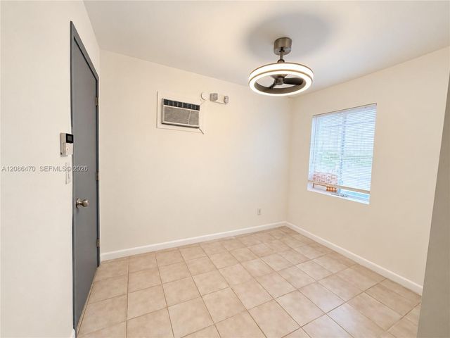 8060 W 23rd Avenue 6, Hialeah, FL 33016