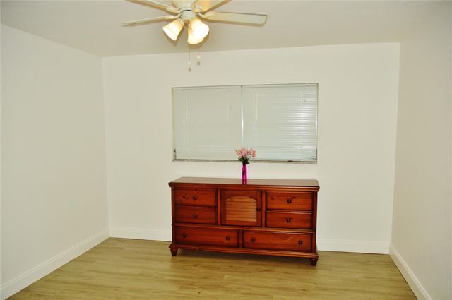 4770 NW 10th Ct 312, Plantation, FL 33313