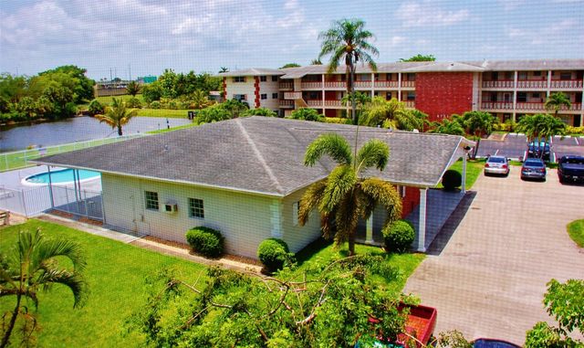 4770 NW 10th Ct 312, Plantation, FL 33313