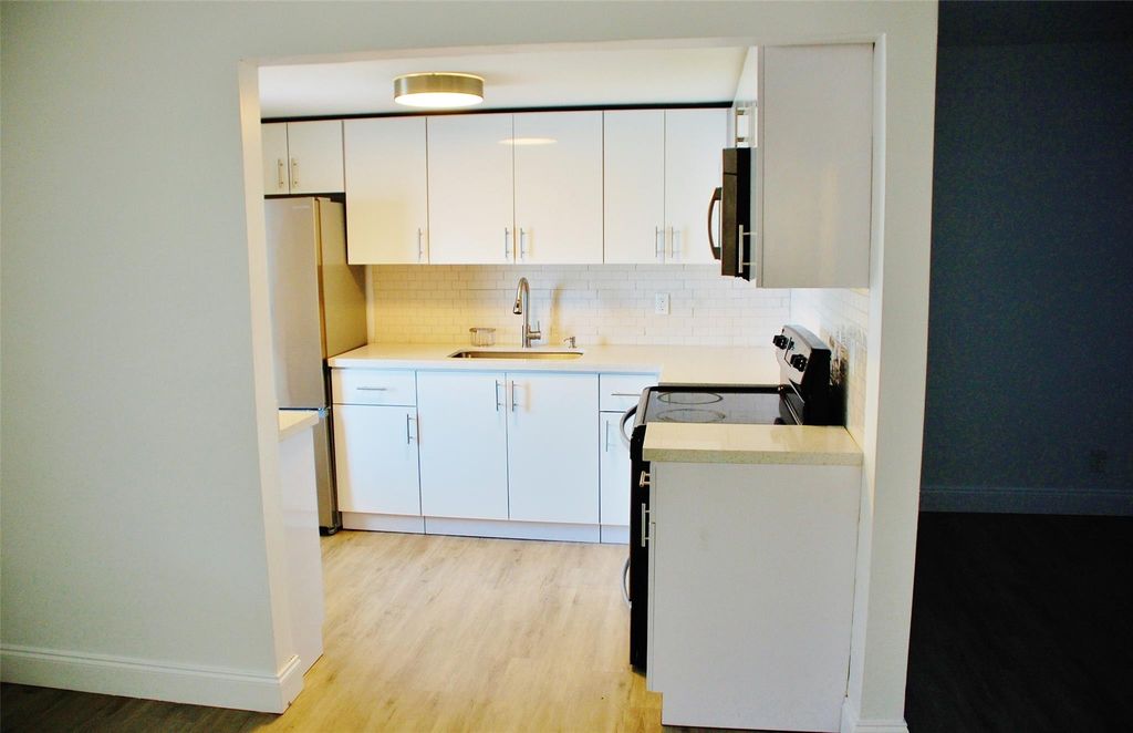 4770 NW 10th Ct 312, Plantation, FL 33313