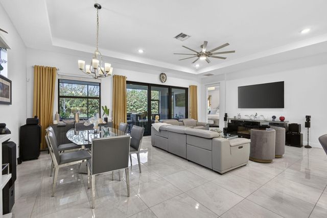 5492 St Armands Way, Westlake, FL 33470