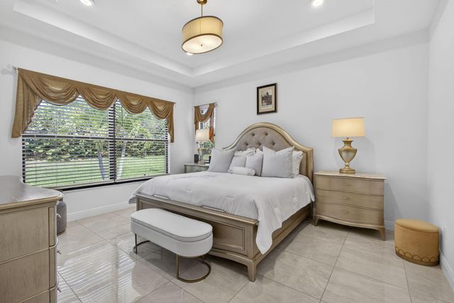 5492 St Armands Way, Westlake, FL 33470