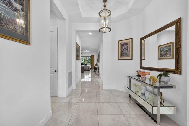 5492 St Armands Way, Westlake, FL 33470