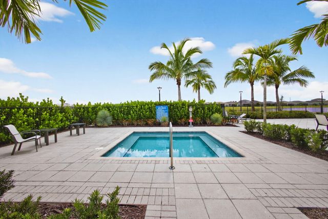 5492 St Armands Way, Westlake, FL 33470