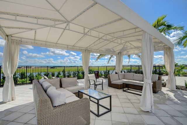 5492 St Armands Way, Westlake, FL 33470