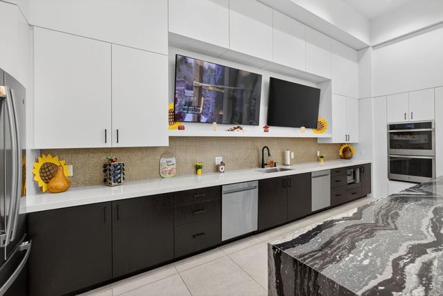 5492 St Armands Way, Westlake, FL 33470