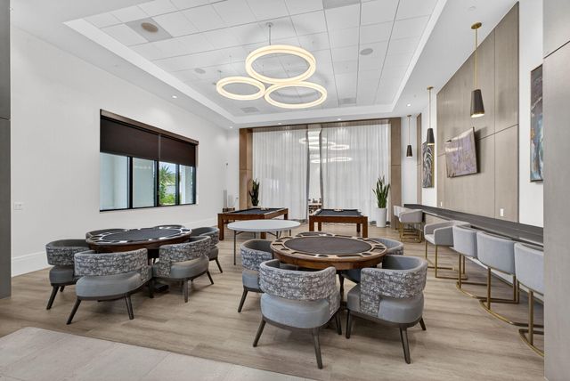 5492 St Armands Way, Westlake, FL 33470