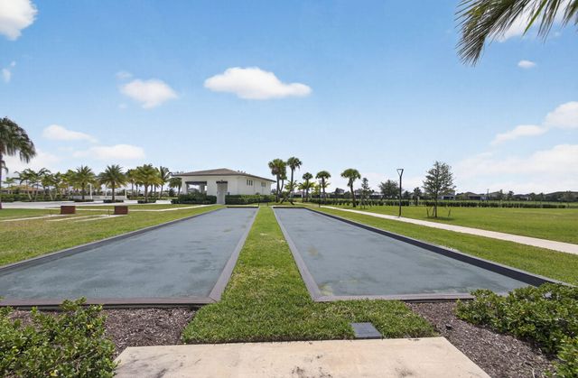 5492 St Armands Way, Westlake, FL 33470