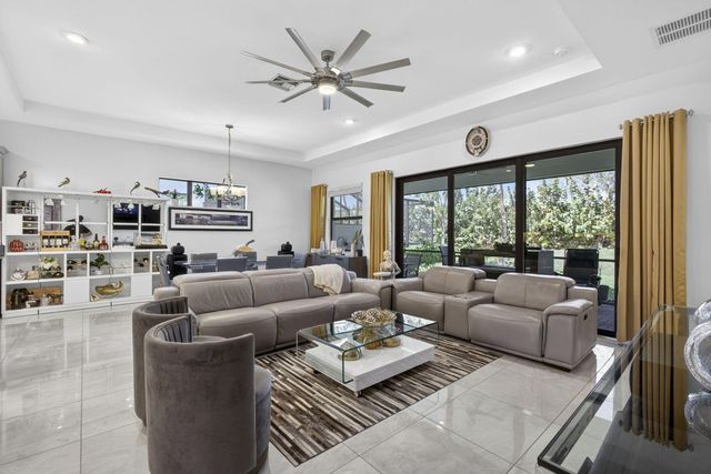 5492 St Armands Way, Westlake, FL 33470