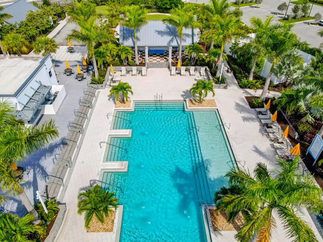 5492 St Armands Way, Westlake, FL 33470