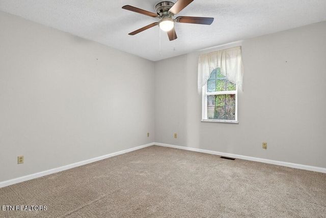 3660 Burgess Falls Road Rd, Sparta, TN 38583