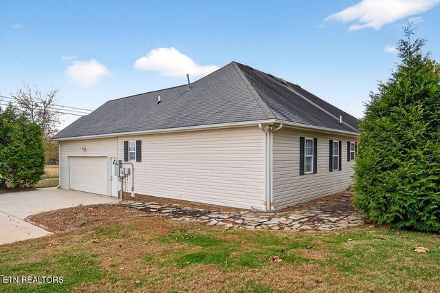 3660 Burgess Falls Road Rd, Sparta, TN 38583