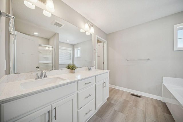 18474 Greenstone Way, Lakeville, MN 55044