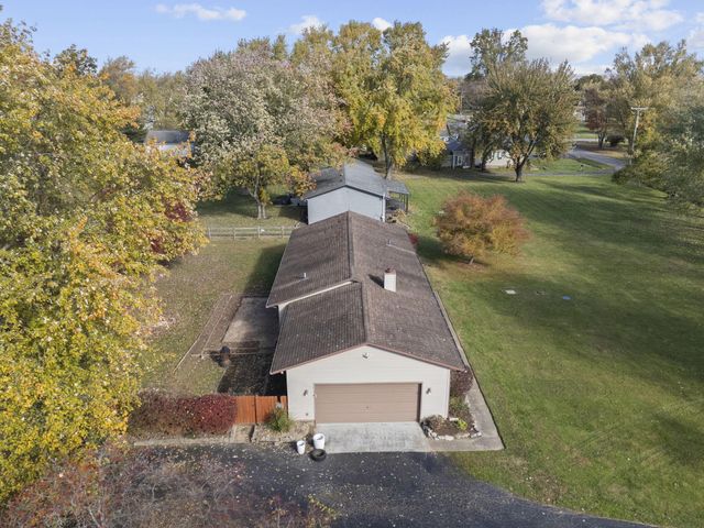10348 York Road SW, Etna, OH 43105