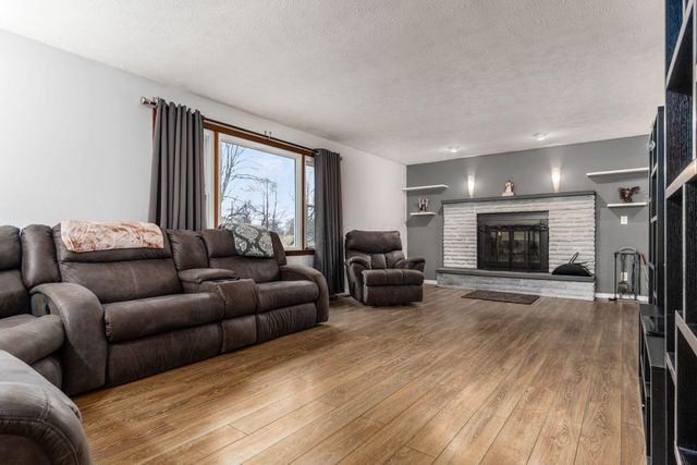 10348 York Road SW, Etna, OH 43105